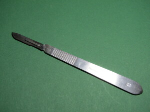 Scalpel blade holder no.3
