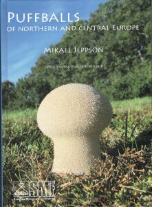 Puffballs of northern and central Europe (2018)-Mikael Jeppson
